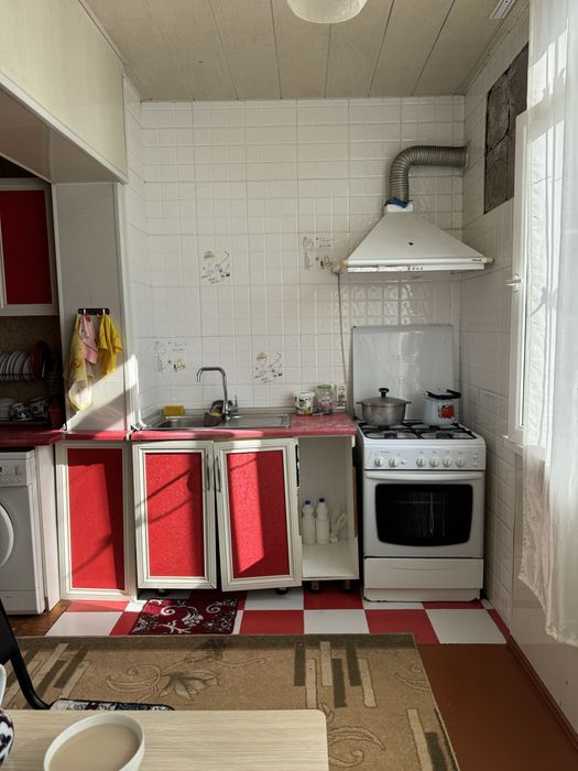 Квартира кизларга метро:гафур гулом