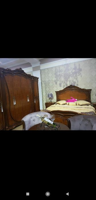 Спальный гарнитур