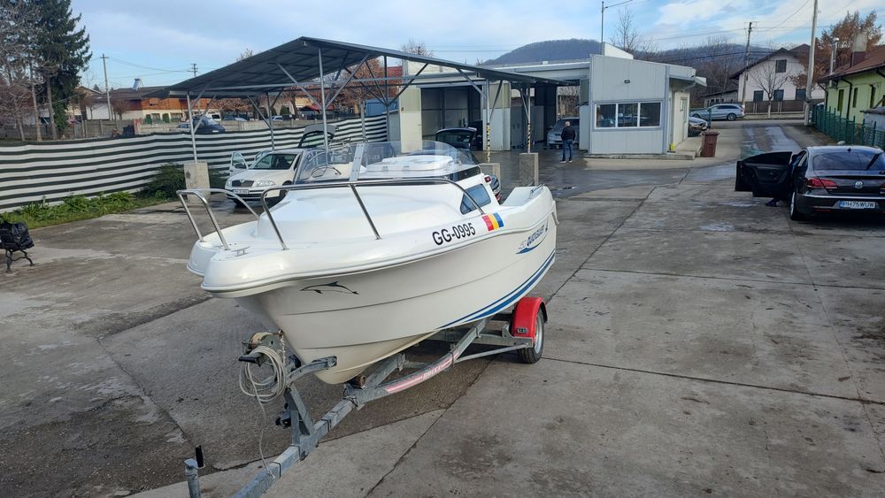 Quicksilver 450 Cabin  an 2002