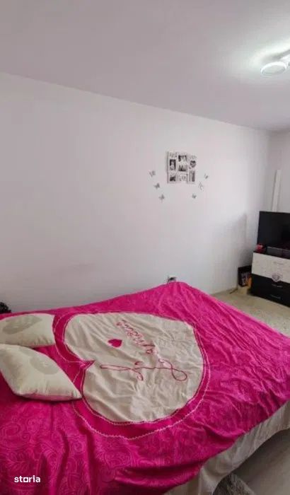 Apartament 3 camere, Floresti
