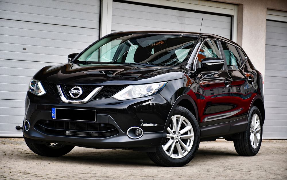 - Nissan Qashqai, Benzina, Euro 6,Navigatie, Camera marsalier-