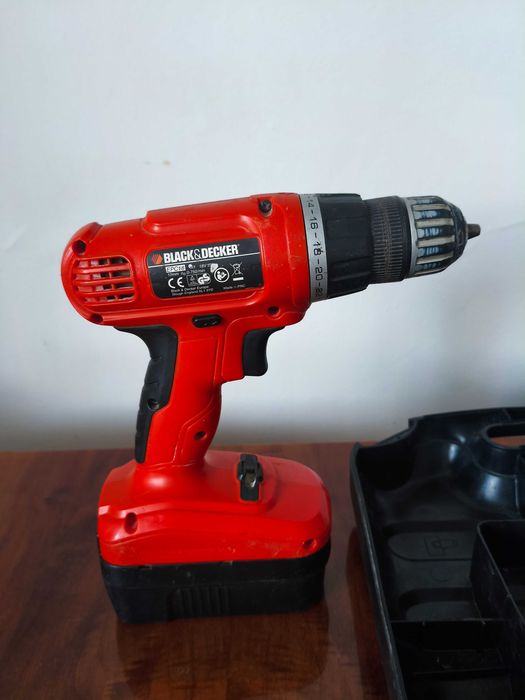 Vand autofiletanta Black &Decker 18 v