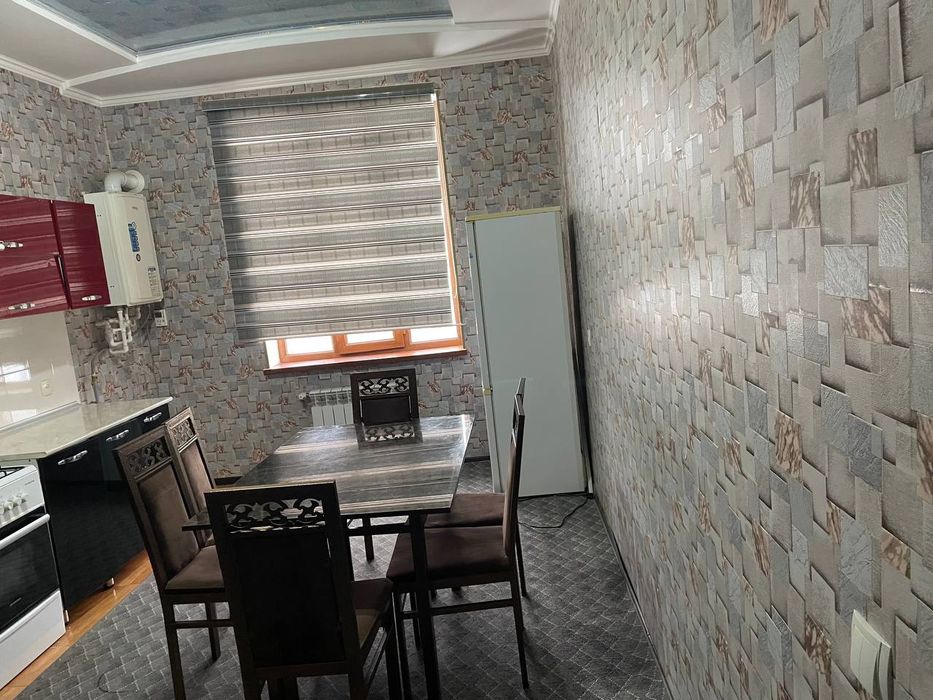 Shahrisabz shahridan dom sotiladi.