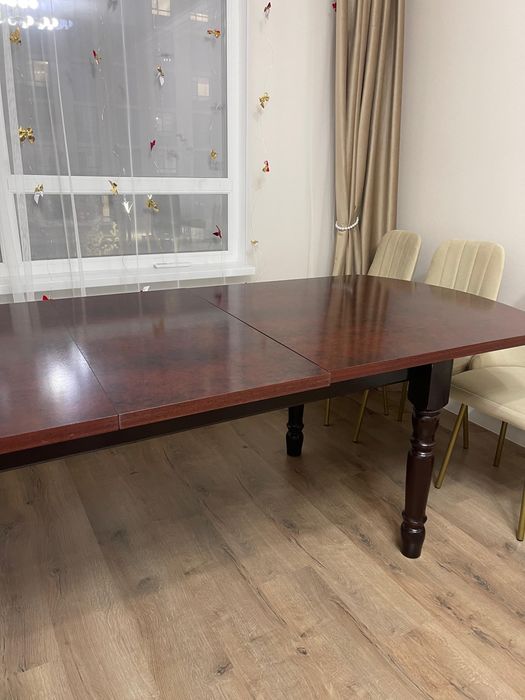 Продам Стол в хорошем сост