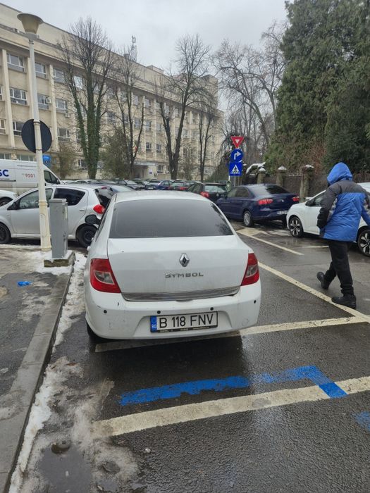 Vand Renault Symbol 1.2 benzina + GPL 2011