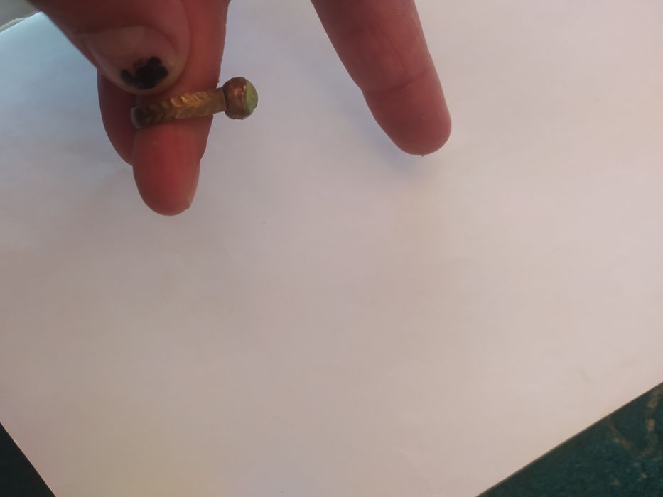 Антиквар узуклар ва метеоритлар сотилади