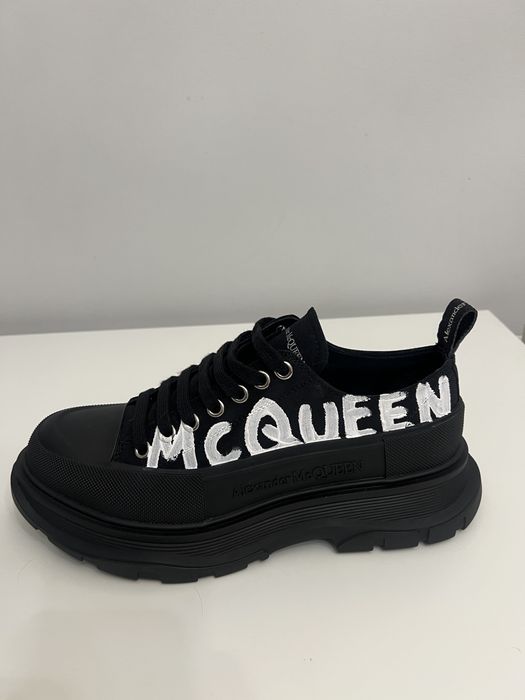 Ghete alexander mcqueen marimea 44