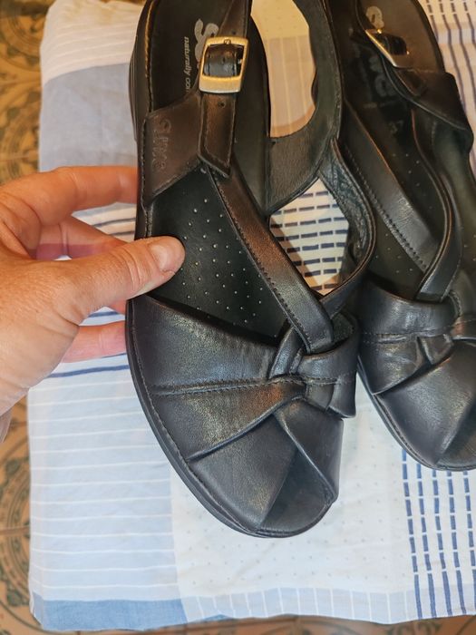 Sandale din piele 37 Suave