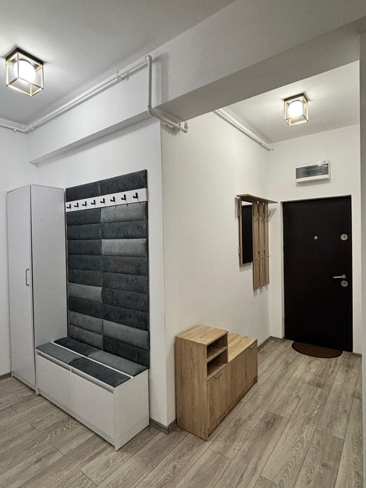 Inchiriez apartament 3 camere zona 9 Mai Ploiesti