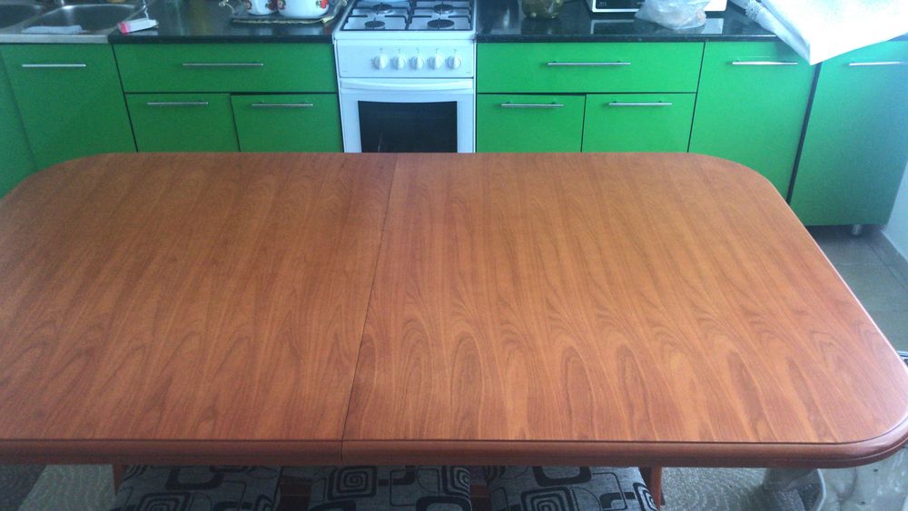 Стол деревянный раздвижной