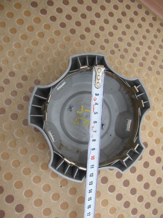 Продам колпак на диск