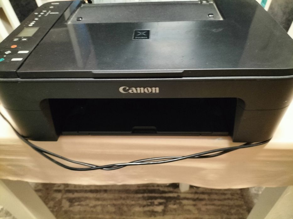 Imprimanta color CANON