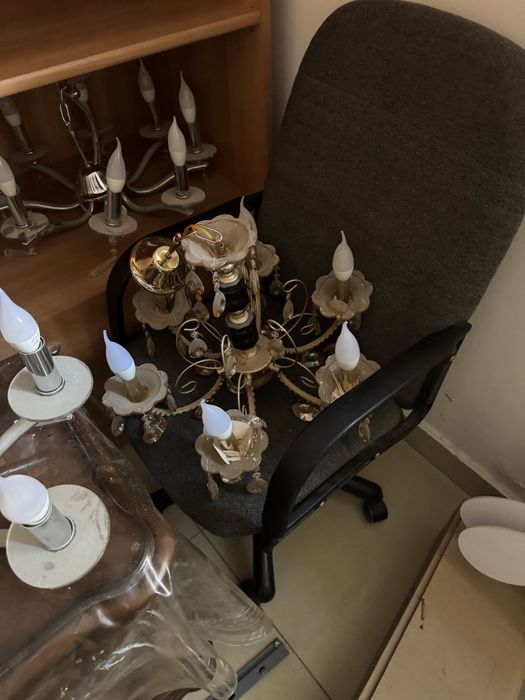 Продается люстры