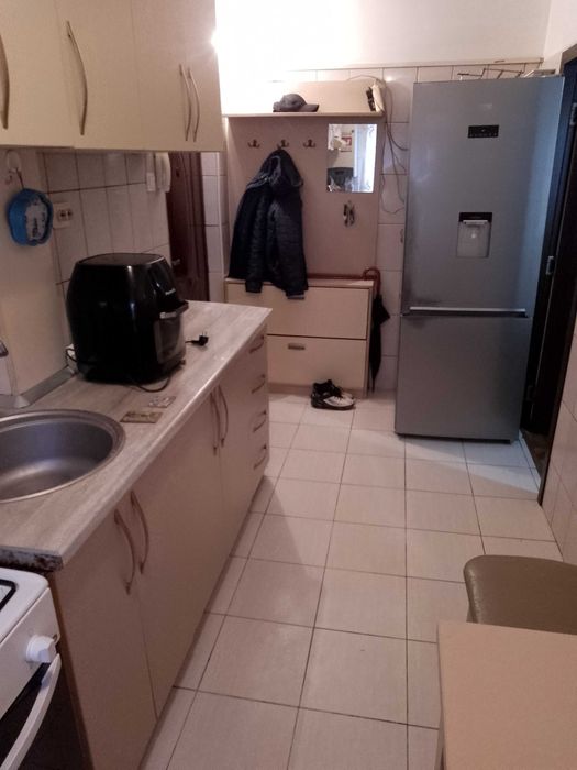 Apartament 3 camere – Micro 40, Galați | Parter | Proprietar