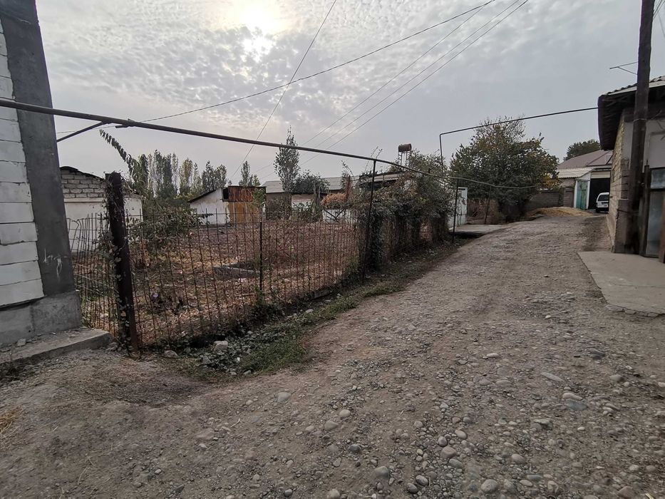 ховли/ участок ер хисобида сотилади