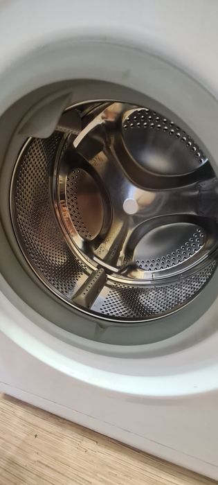 Продам стиральную машину