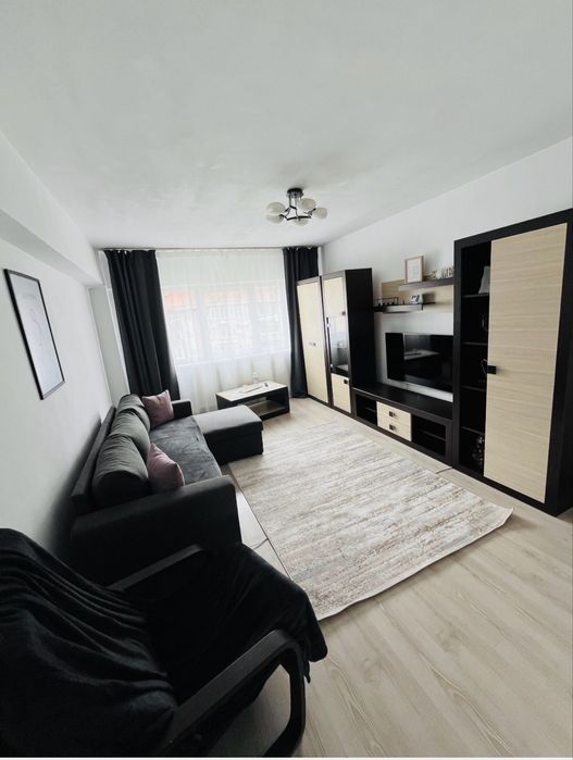 Vand apartament cu 3 camere ultra central