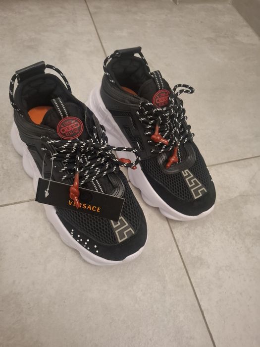 Versace Chain Reaction