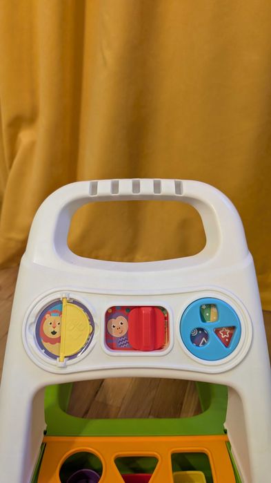 Проходилка за бутане 2 в 1 и сортер Fisher Price
