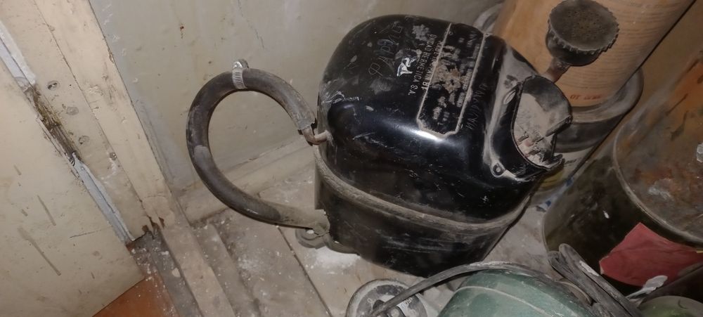 Продаю разные моторы.