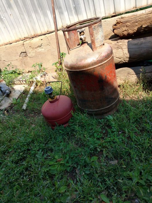 Продам газ баллоны 27 литров 7 000