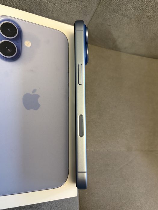 iPhone 17 в Идеальном состоянии Верифицированный