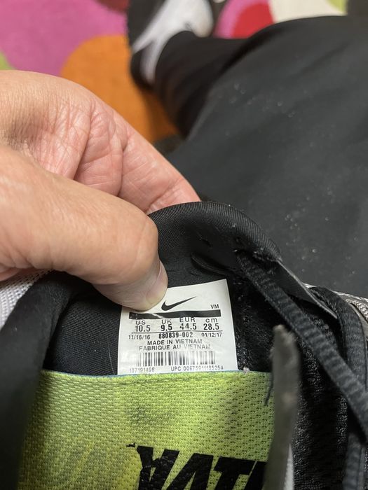 Vând pantofi sport Nike