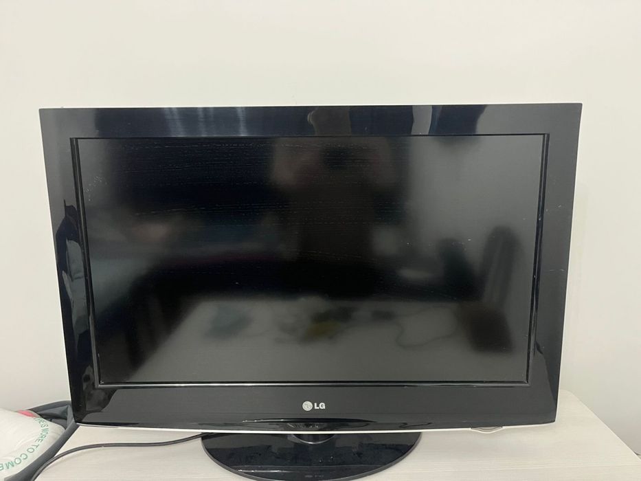 Продам телик LG бу