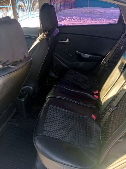 Продам Киа Рио 2015г