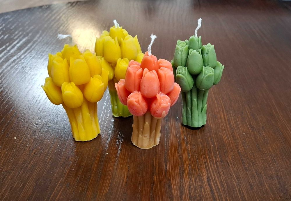 Lumânări din ceara naturala de albine