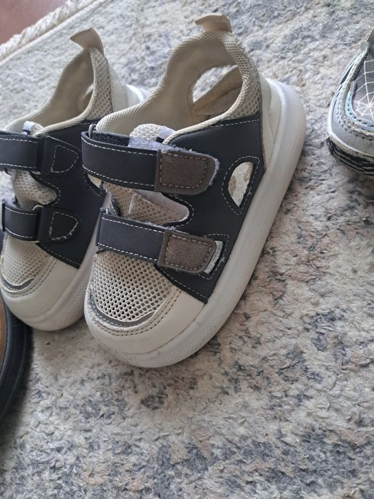 Продам обувь на мальчика