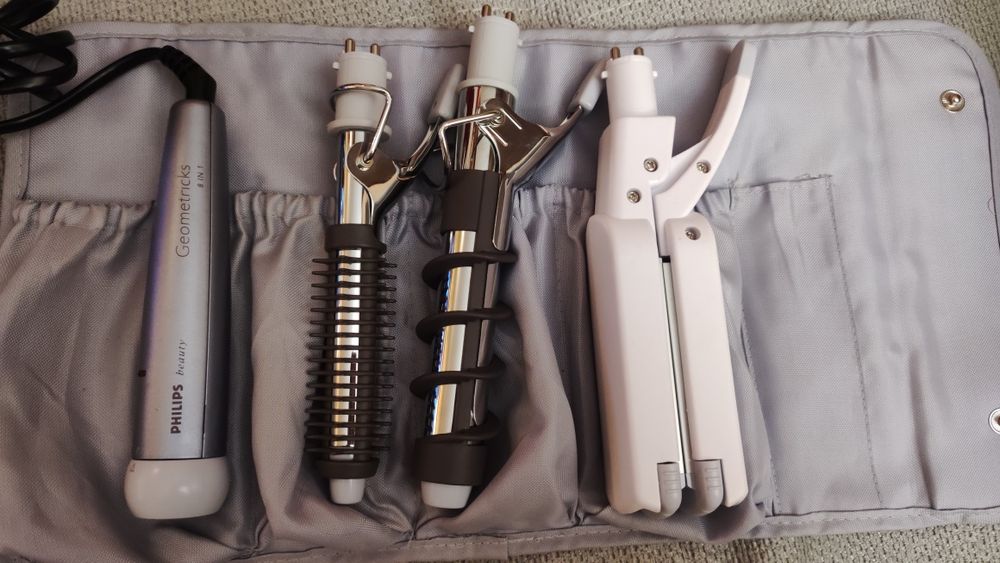 Комбинирана преса за коса Philips с няколко приставки