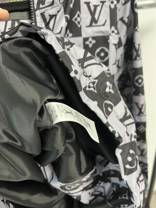 Geaca LOUIS VUITTON super calitate