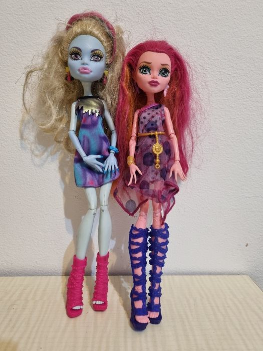 Papusi Monster si Monster High