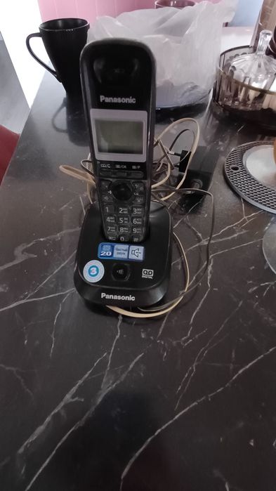 Продам телефоны Vivo, Redmi, Samsung, радиотелефон Panasonic