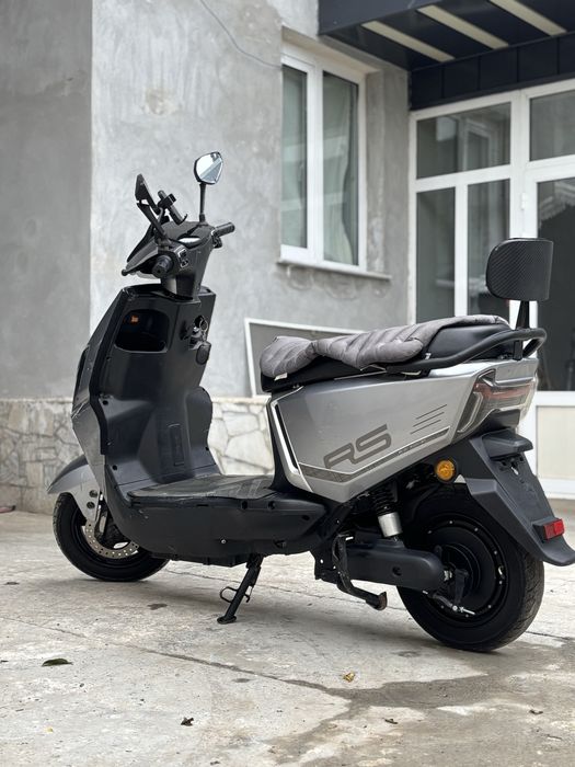 Skuter elekton….