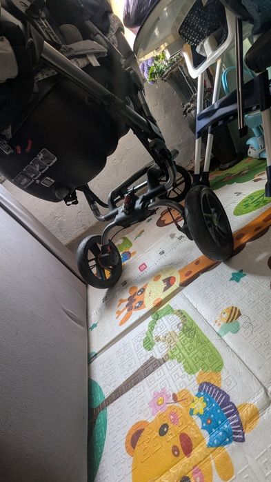 Коляска 40.000 тг