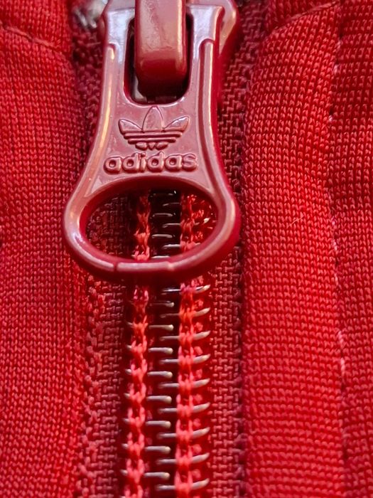 Горница Адидас / Adidas, размер XL за тийнейджъри и по-слаби мъже,