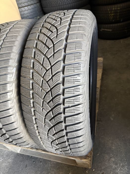 4 anvelope iarna 215/55/17 Goodyear 7-7.3 mm!