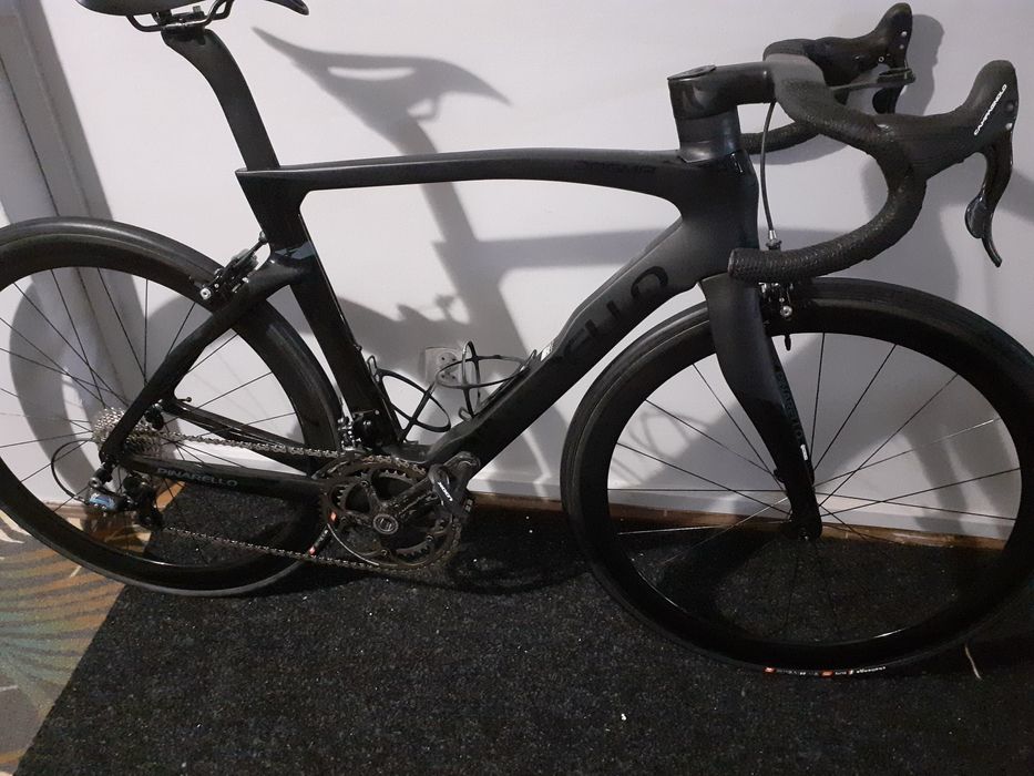 Vind Pinarello F12 si F - echipare Campagnolo Super Record 11v - roti Prolite