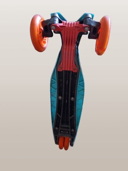 Самокат от 3 - 8лет