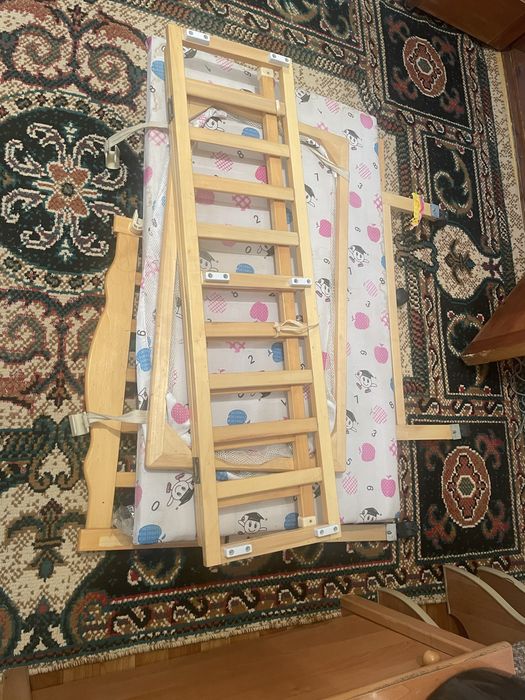 Продам детский манеж