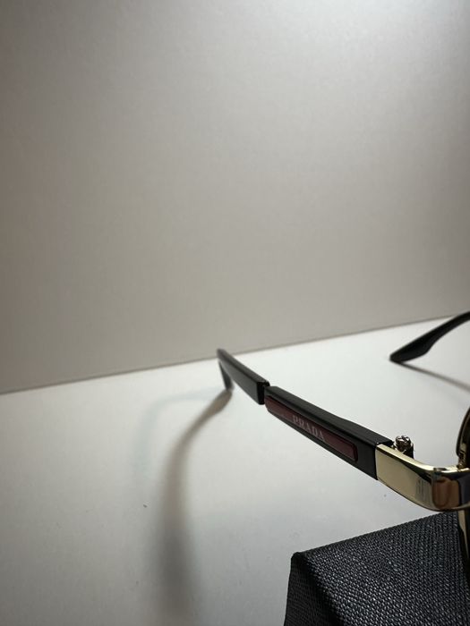 Слънчеви очила Prada