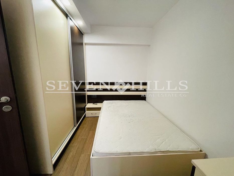 Продава се Тристаен апартамент в Пловдив, Младежки Хълм - 91 кв.м за 2022 €/кв.м - Снимка #8