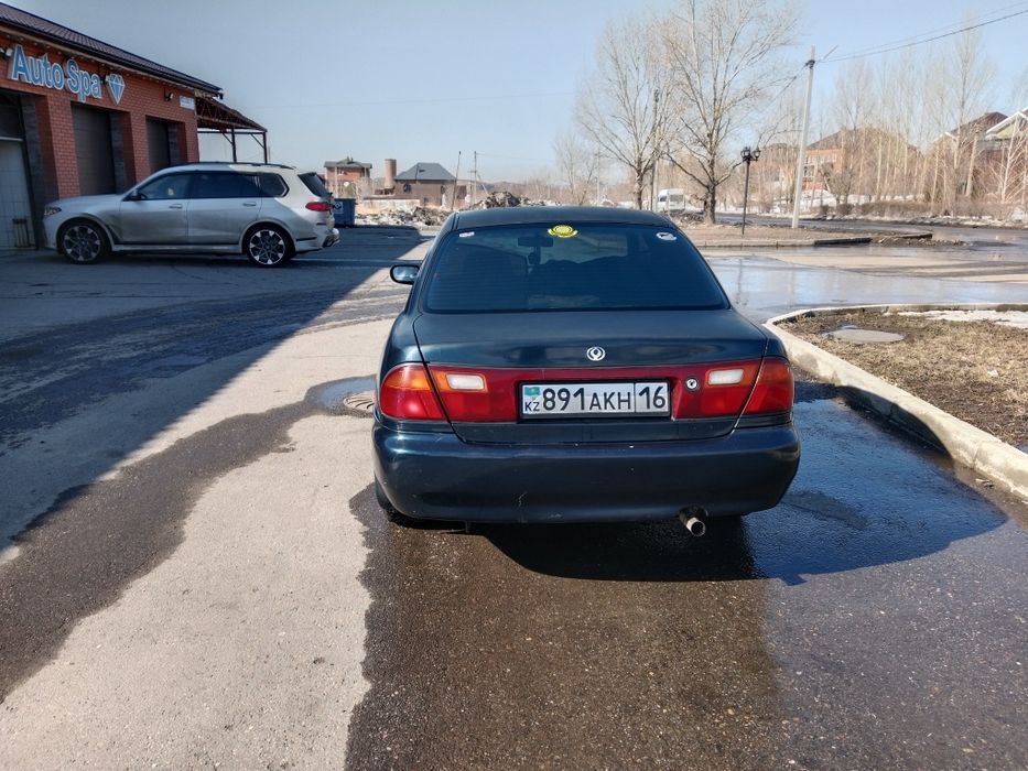 Мазда 323 легковой