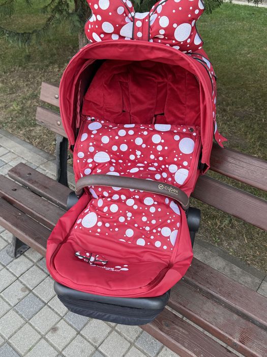 Cybex E-Priam petticoat , пълен комплект с електрическо шаси