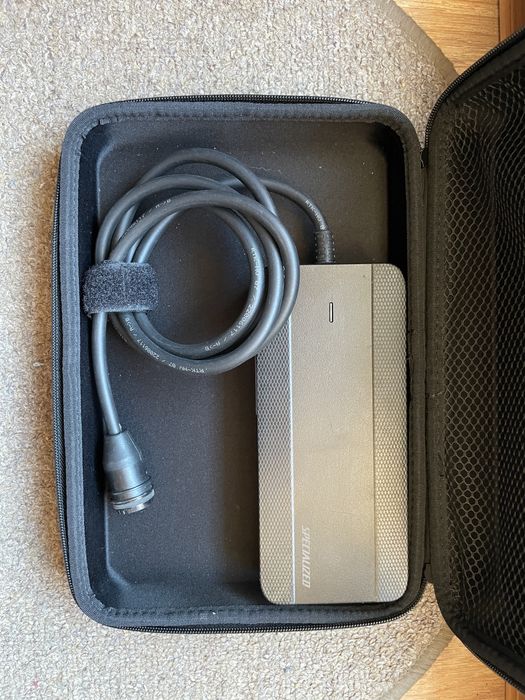 Specialized  Battery charger 4A/Магнитно зарядно за ел.велосипед