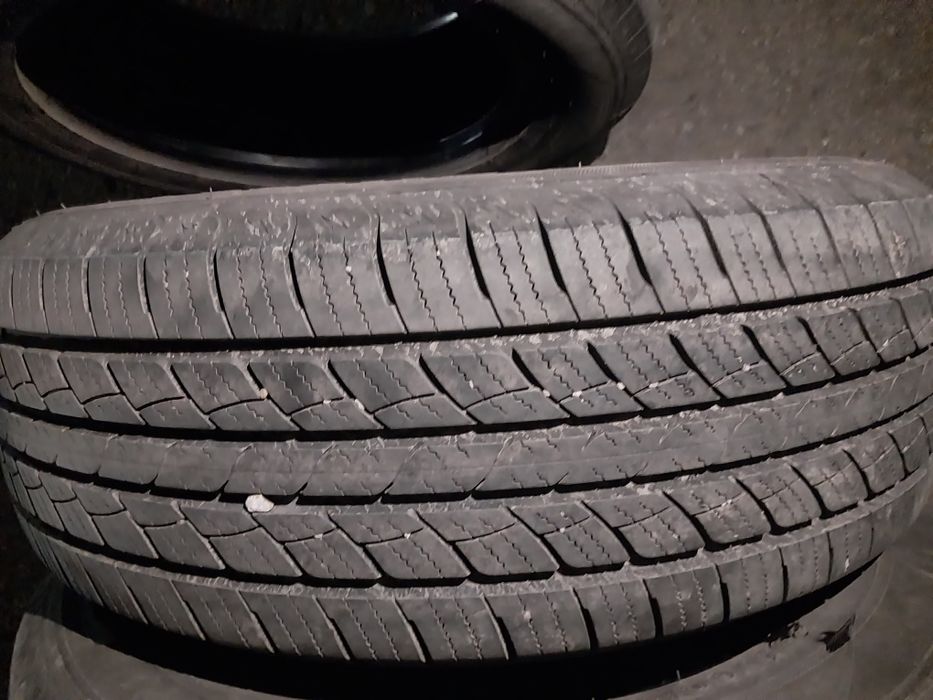 Шины 235/60р17 б/у