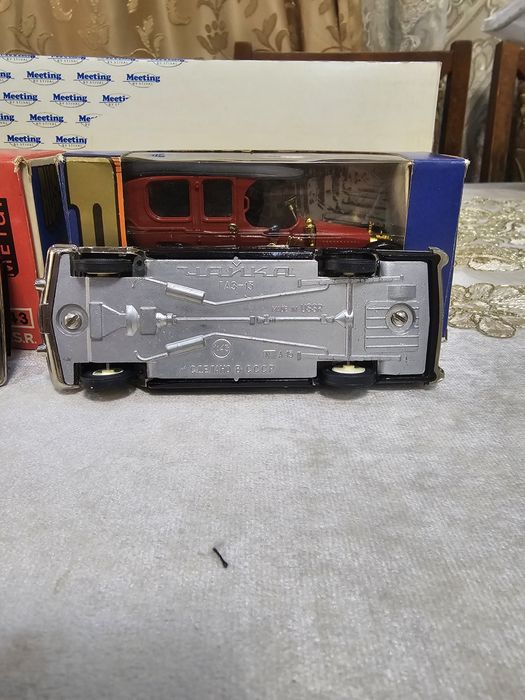 Продаются коллекционные машинки СССР