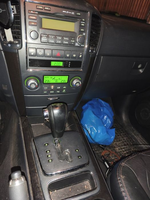 Vind Kia Sorento 2009 ,4000€